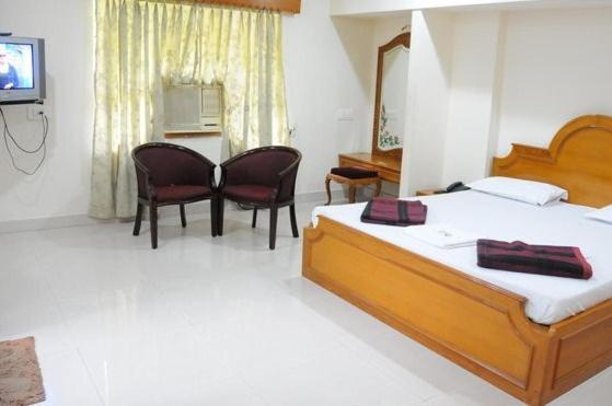 Lloyds Guest House, North Boag Road, T. Nagar Ченнаи Экстерьер фото